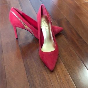 Marc Fisher Heels - never worn